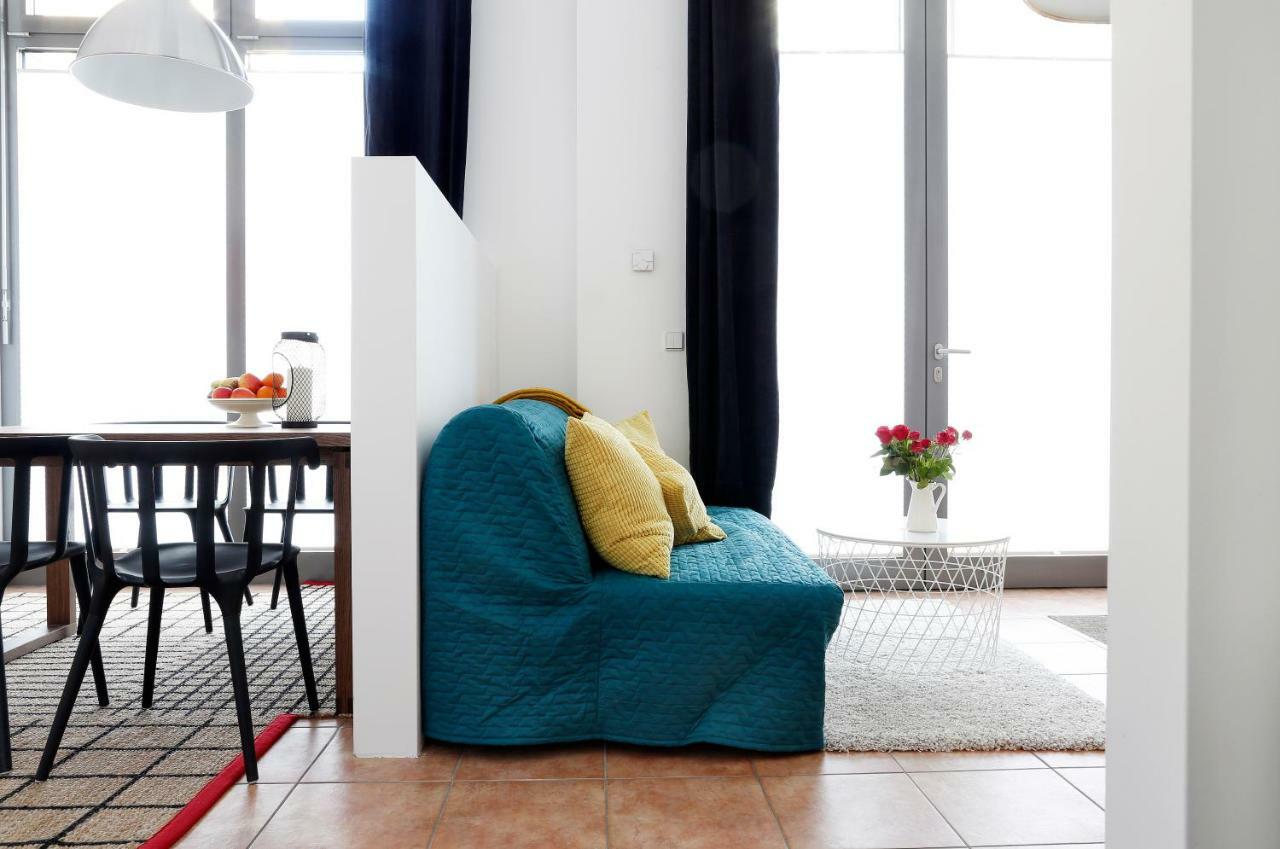 Swine By Rockchair Apartments L Superhost Status L Cozy Family & Business Flair In City Center "Mitte" Modern Studio Boxspringbed Welcomes You! Berlin Exteriör bild