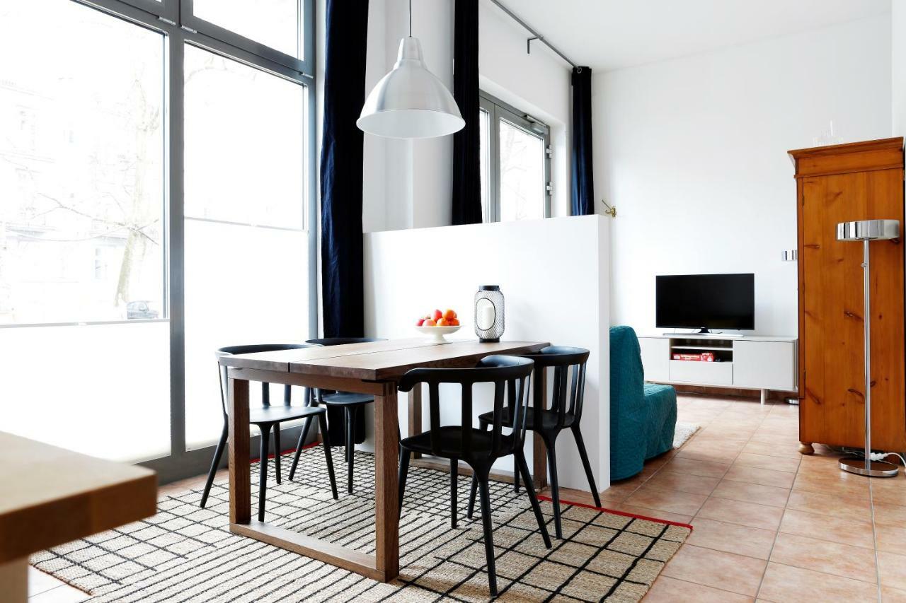 Swine L Rockchair Apartments L Cozy Family & Business Flair In City Center "Mitte" Modern Studio Boxspringbed Welcomes You! Berlin Exteriör bild